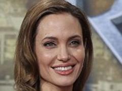 Supreme Court throws out patents on tests for breast and ovarian cancer famously used by Angelina Jolie in a ruling that will lower the cost of the screenings