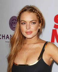 Lindsay Lohan leaves Betty Ford clinic